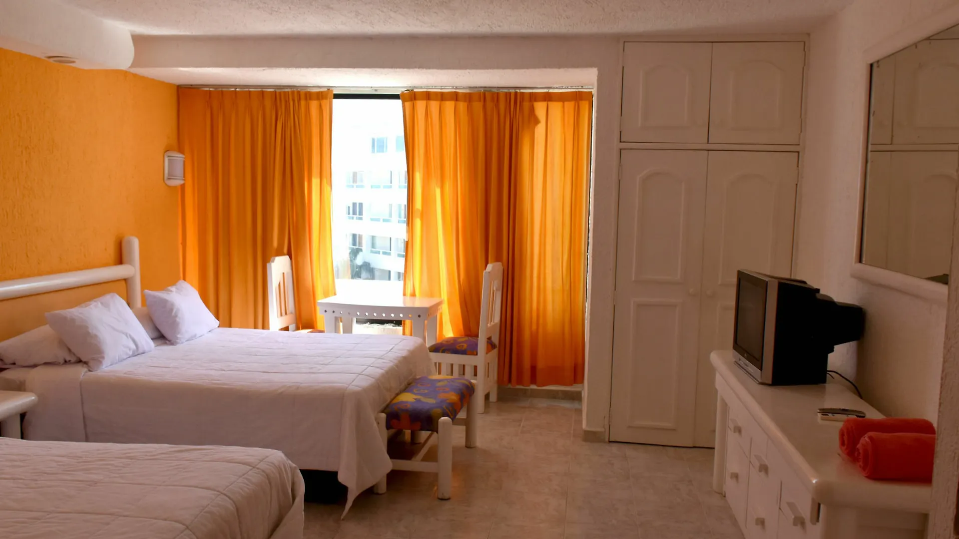 Solymar Condos Cancun Apartment