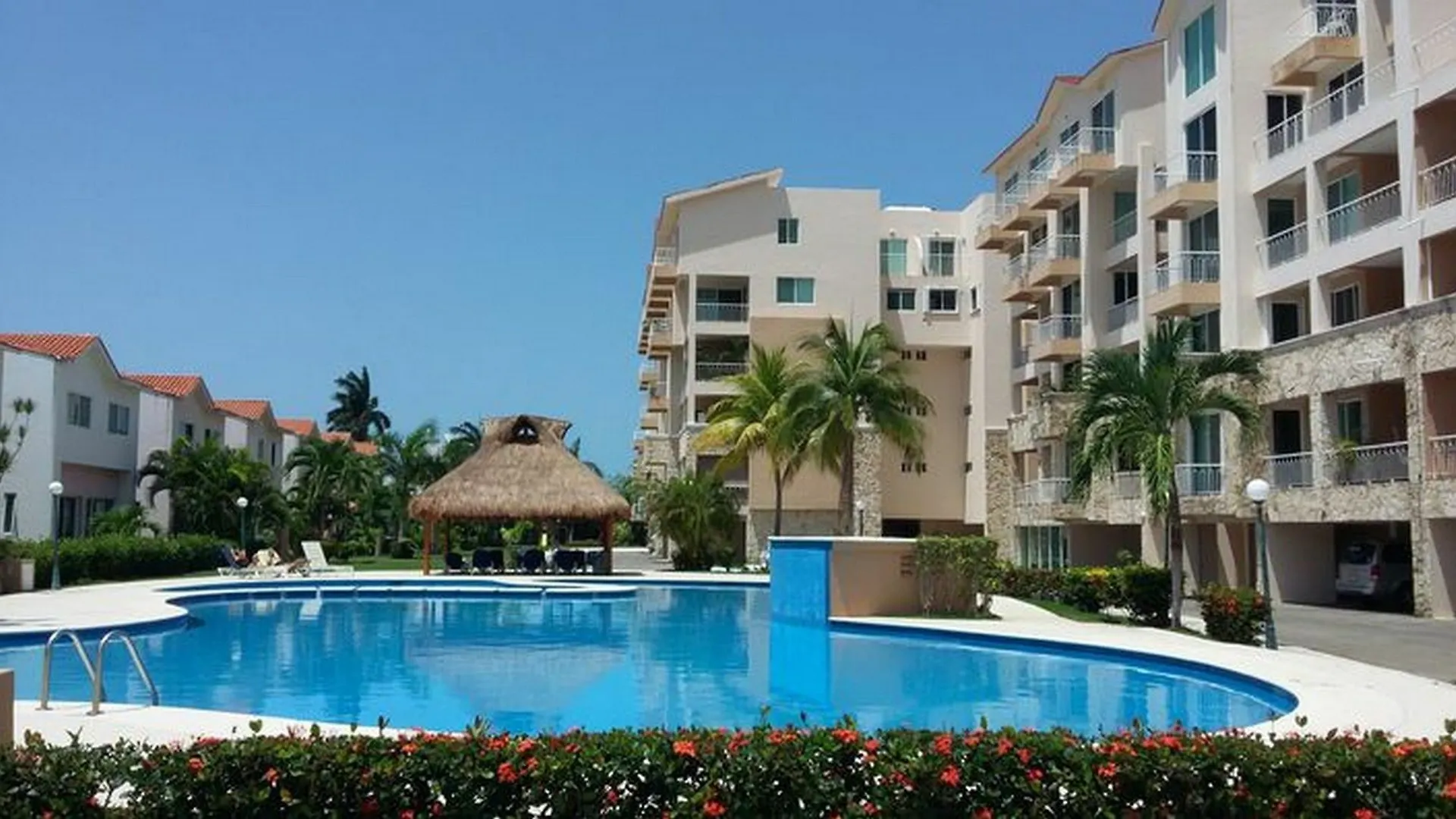 Solymar Condos Cancun Apartment